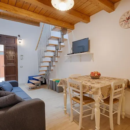Apartmán Guesthost - Il Piccolo Scrigno - Functional & *